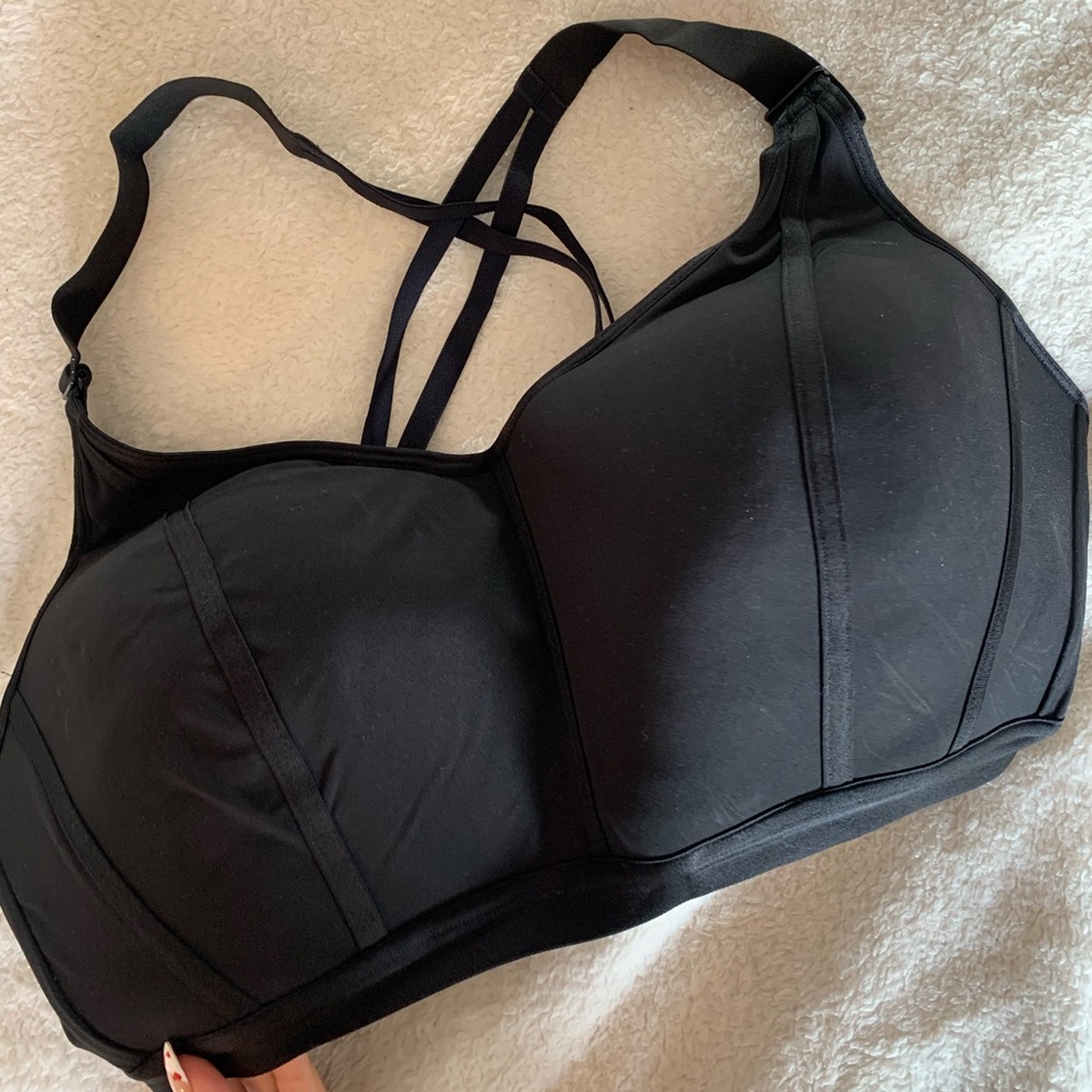 Victoria Secret Sports Bra 38DDD